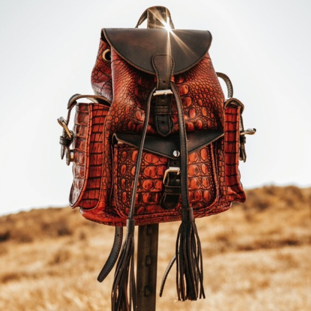 Free bird by Steven—- Rare Brett in red croc-